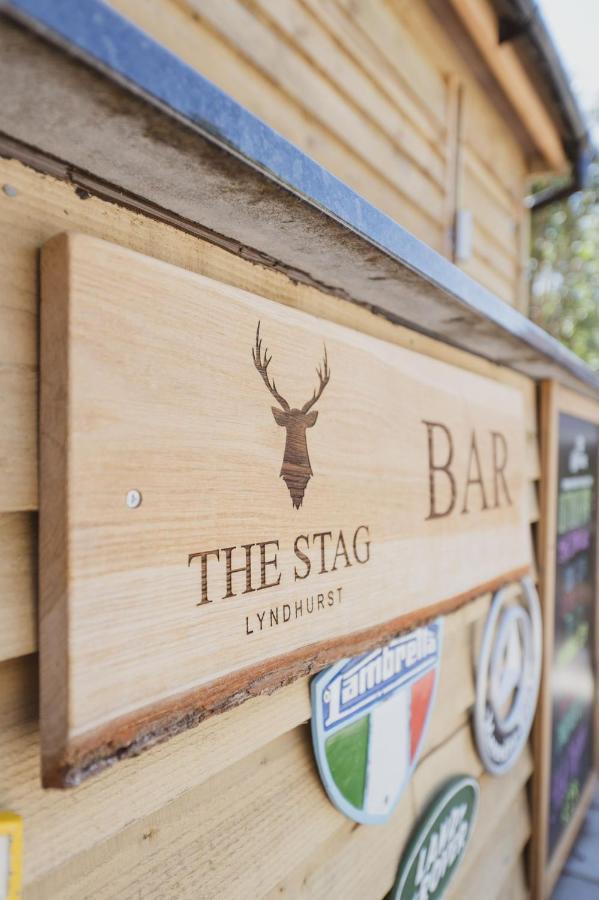 The Stag Hotel And Mailmans Arms Lyndhurst Exterior photo
